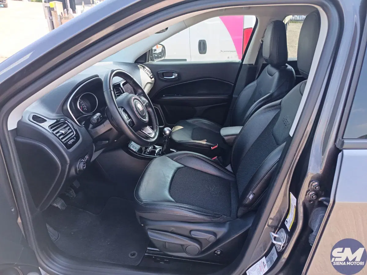 Jeep Compass usata a Firenze (18)