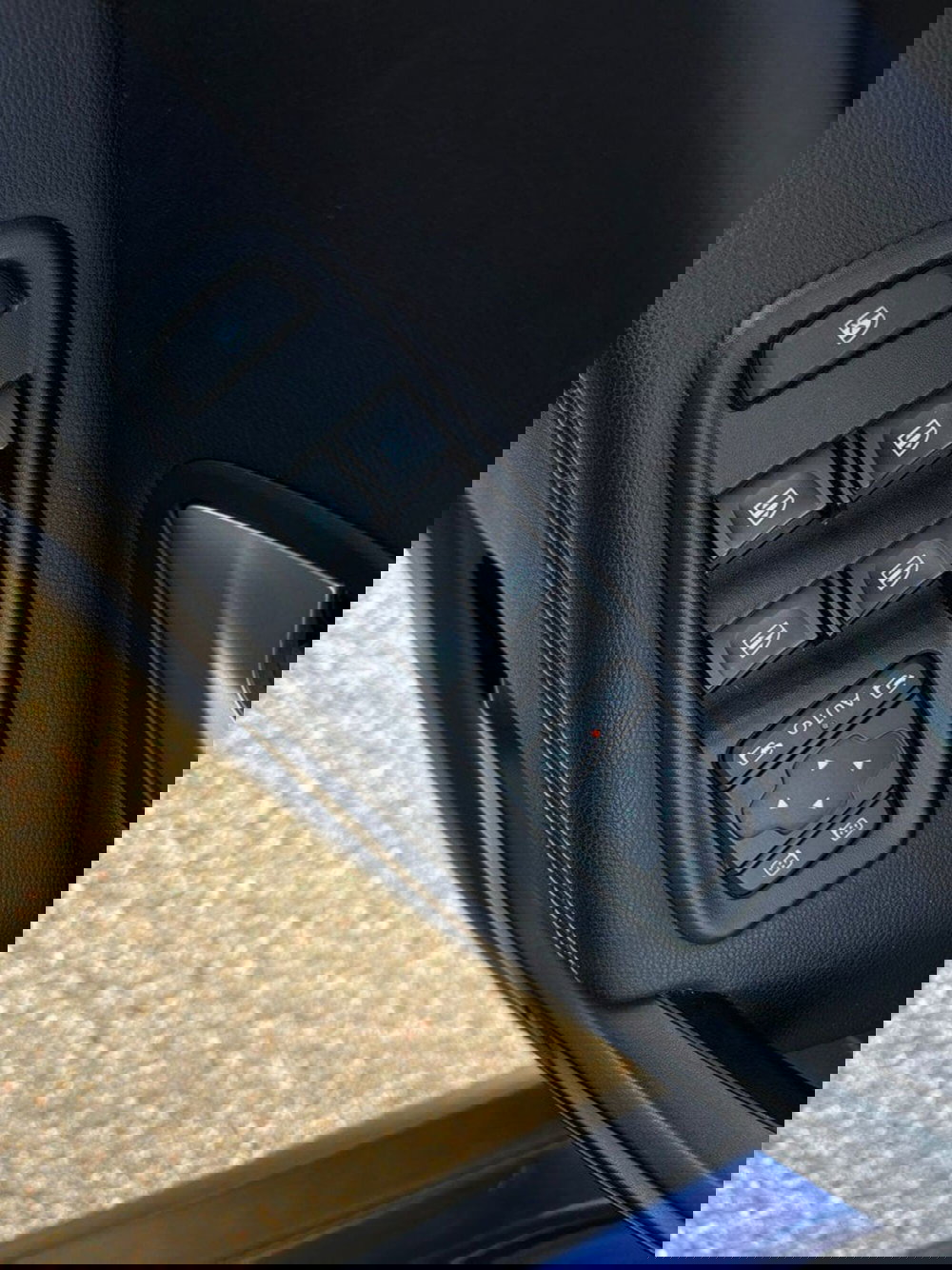 Dacia Duster usata a Vercelli (11)