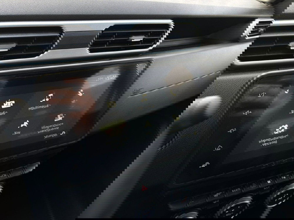 Dacia Duster usata a Vercelli (13)