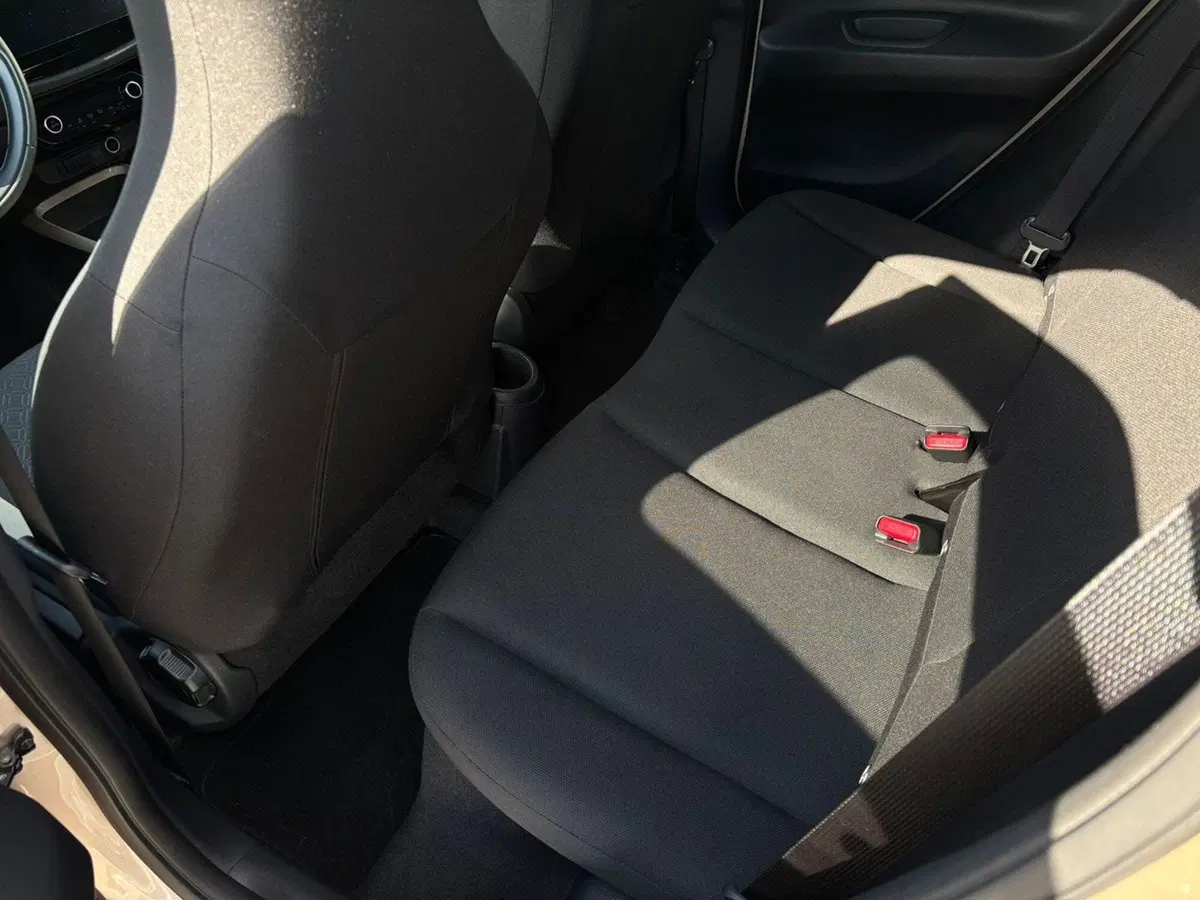 Toyota Aygo X usata a Pavia (4)