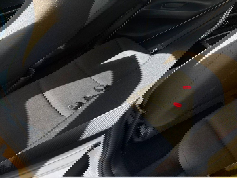 Toyota Aygo X usata a Pavia (4)