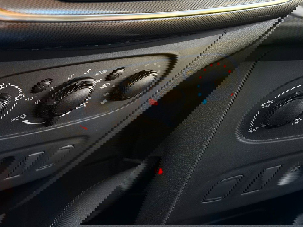 Dacia Sandero usata a Vercelli (11)