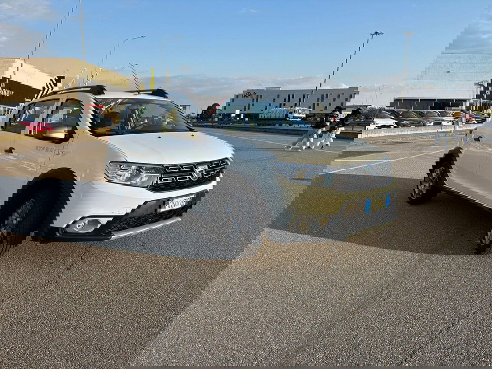 Dacia Sandero usata a Vercelli (5)