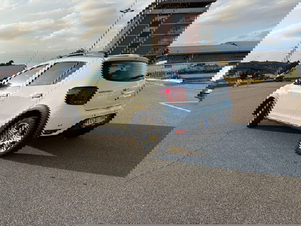 Dacia Sandero usata a Vercelli (9)