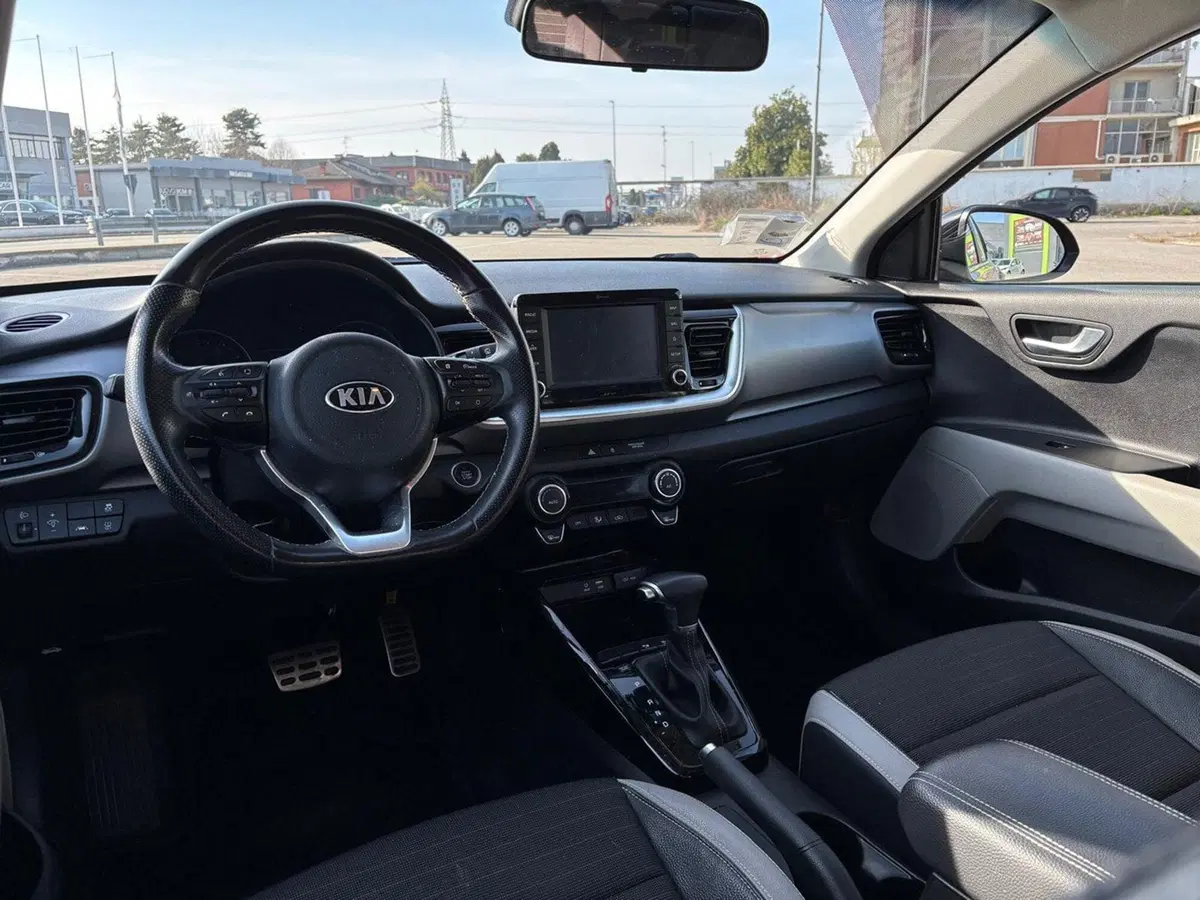Kia Stonic usata a Vercelli (10)