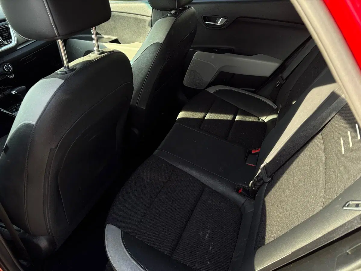 Kia Stonic usata a Vercelli (11)