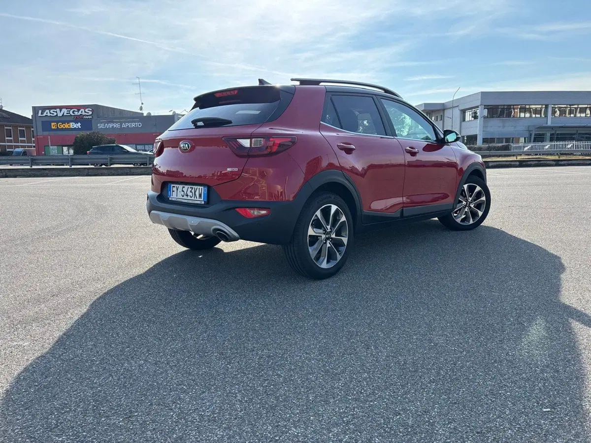 Kia Stonic usata a Vercelli (2)