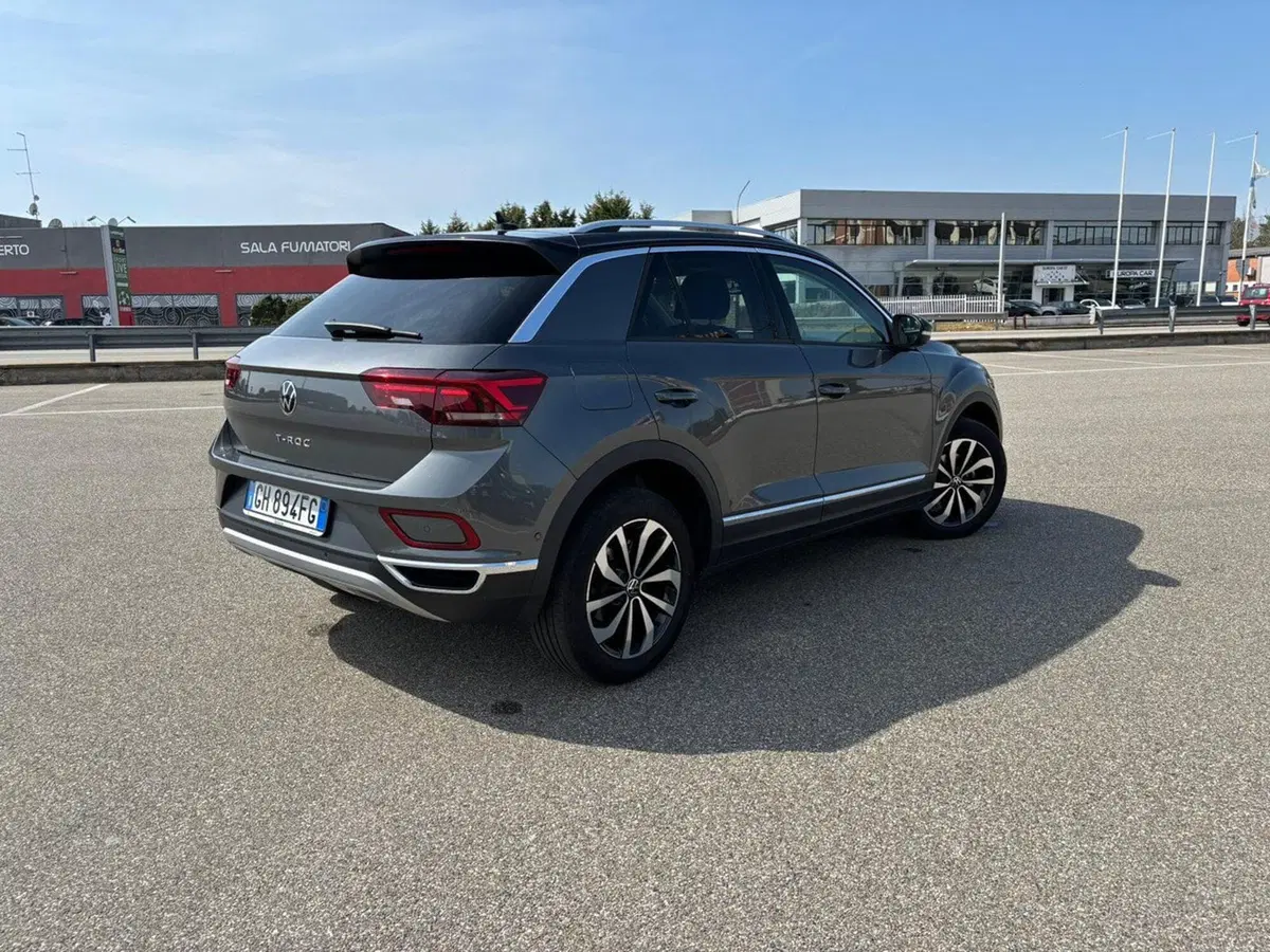 Volkswagen T-Roc usata a Vercelli (12)
