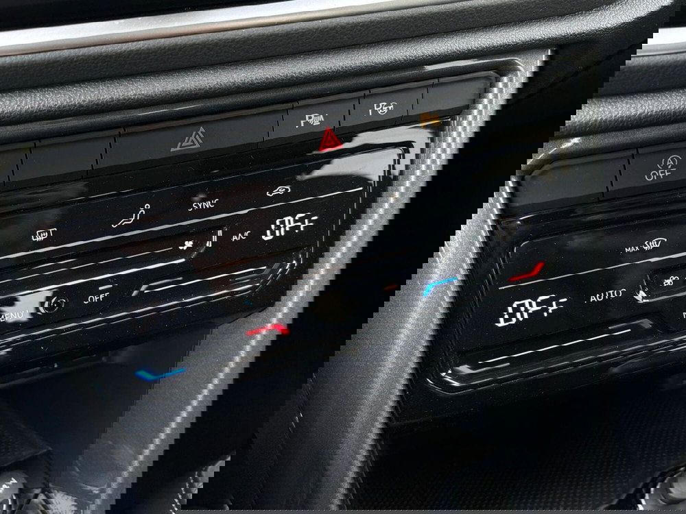 Volkswagen T-Roc usata a Vercelli (13)