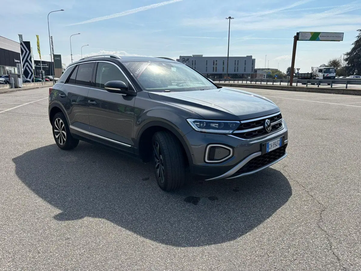 Volkswagen T-Roc usata a Vercelli (5)