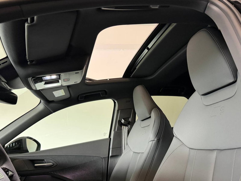 Audi Q3 Sportback nuova a Avellino (13)