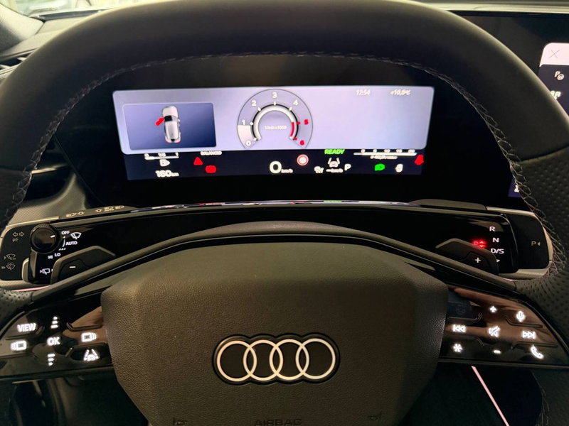 Audi Q3 Sportback nuova a Avellino (17)