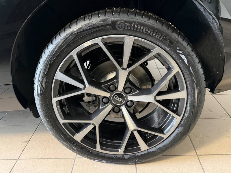 Audi Q3 Sportback nuova a Avellino (7)