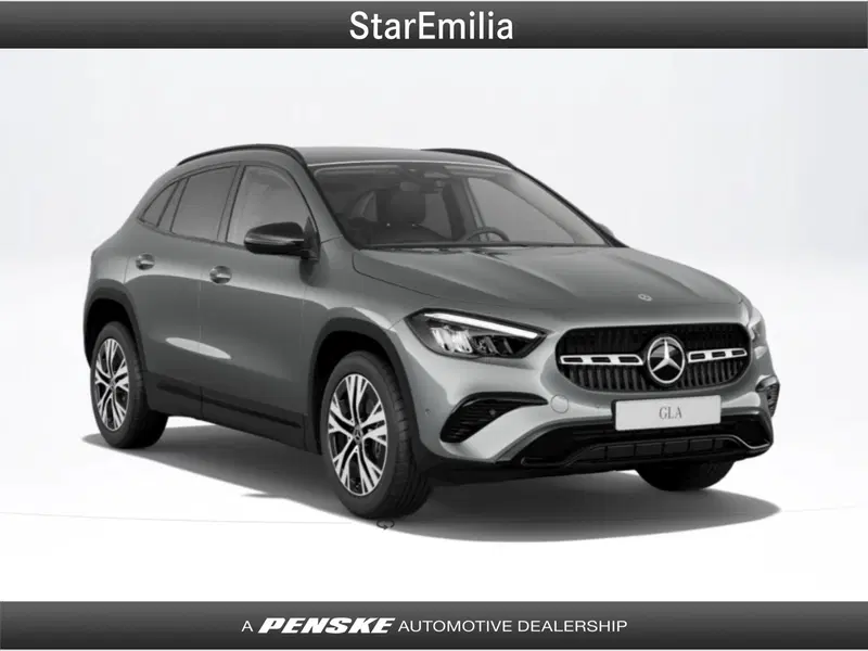 Mercedes-Benz GLA SUV nuova a Ferrara