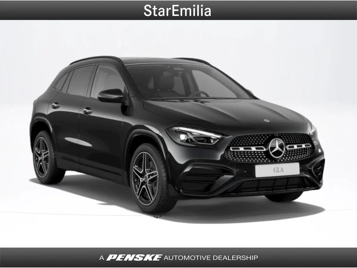 Mercedes-Benz GLA SUV nuova a Bologna