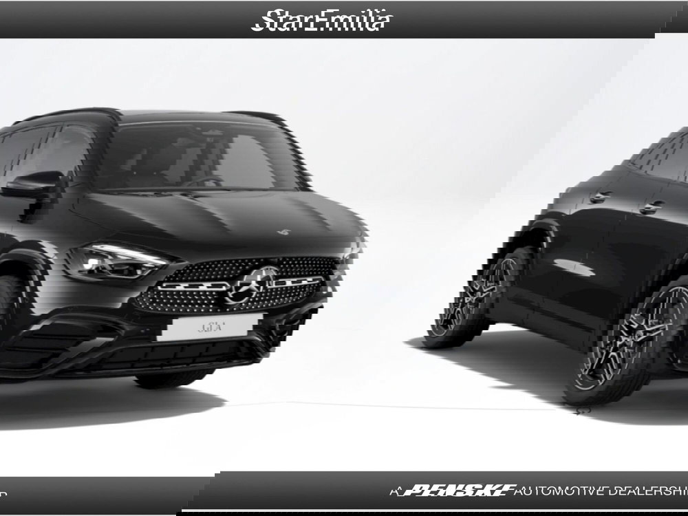 Mercedes-Benz GLA SUV nuova a Bologna