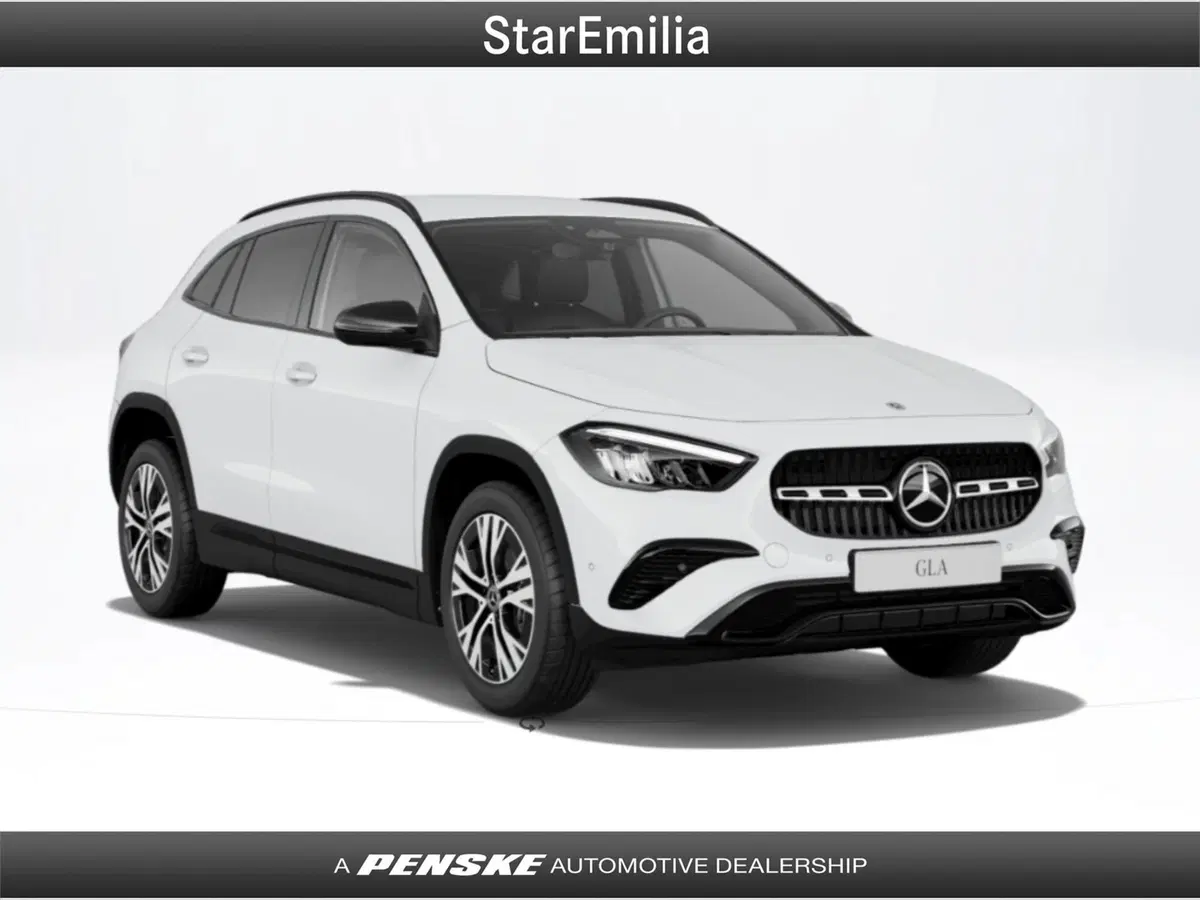 Mercedes-Benz GLA SUV nuova a Bologna