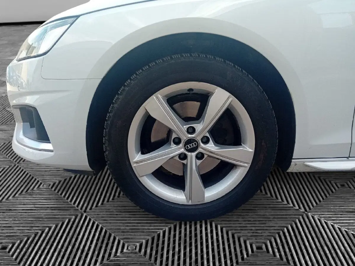Audi A4 Avant usata a Pordenone (9)