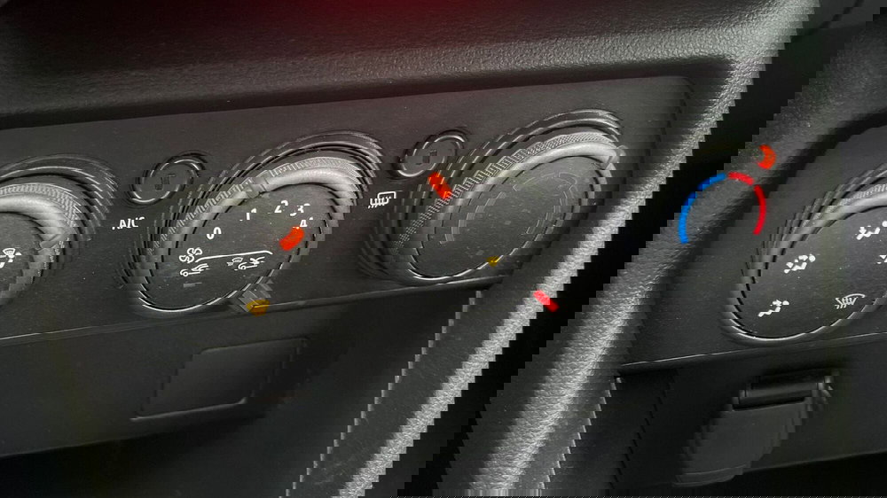 Dacia Sandero usata a Treviso (16)