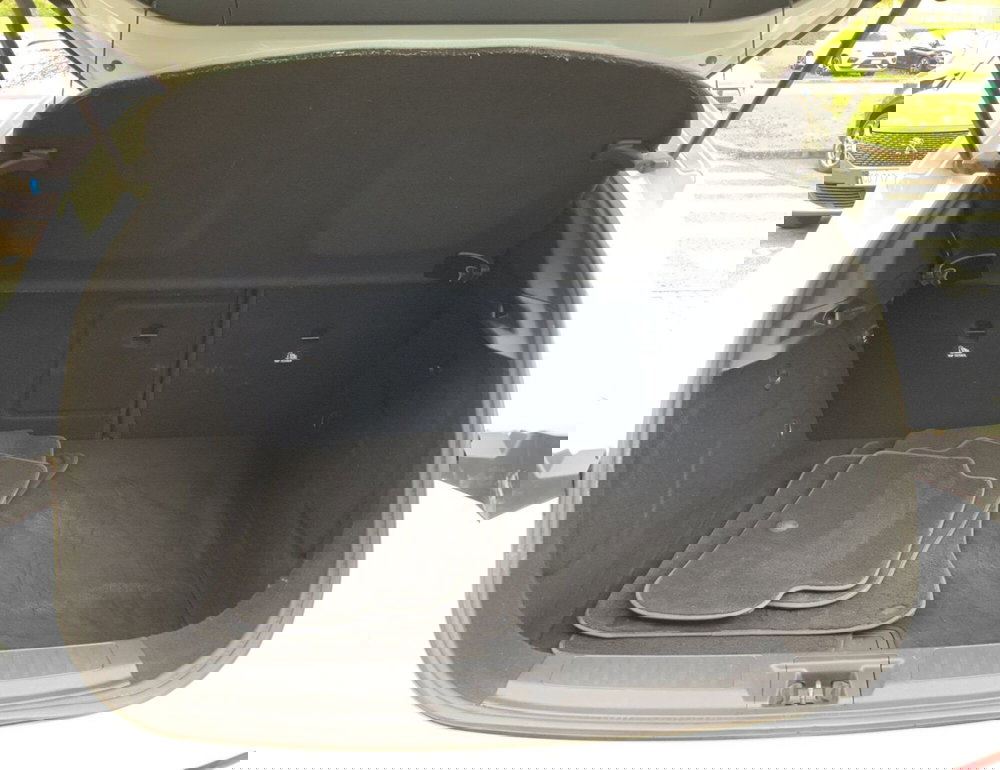 Infiniti Q30 usata a Perugia (16)