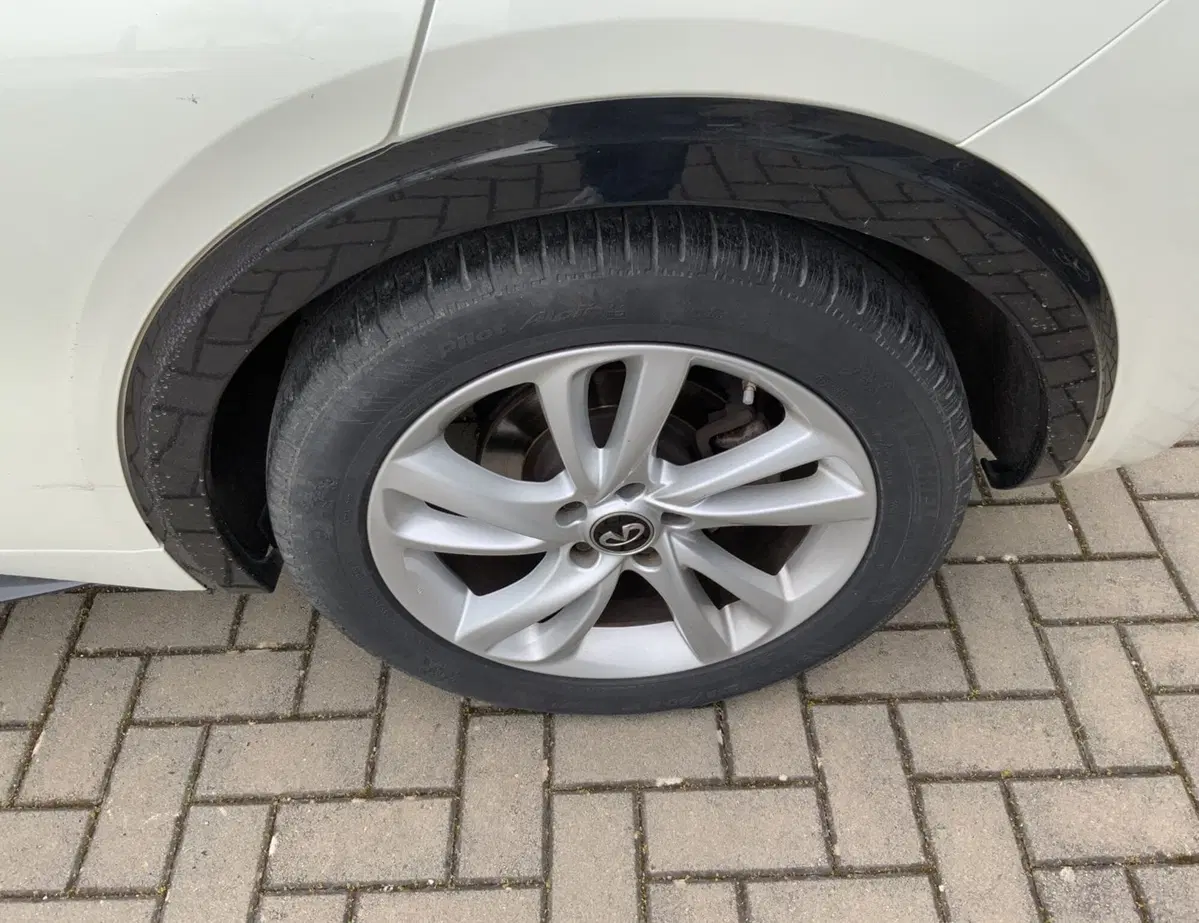 Infiniti Q30 usata a Perugia (17)