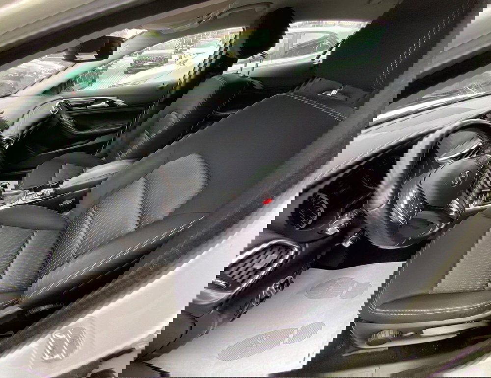 Infiniti Q30 usata a Perugia (9)