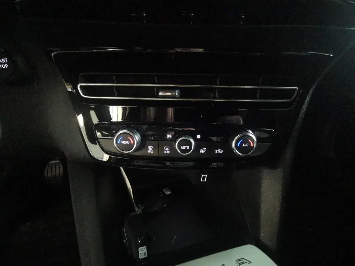 Opel Mokka nuova a Brindisi (15)