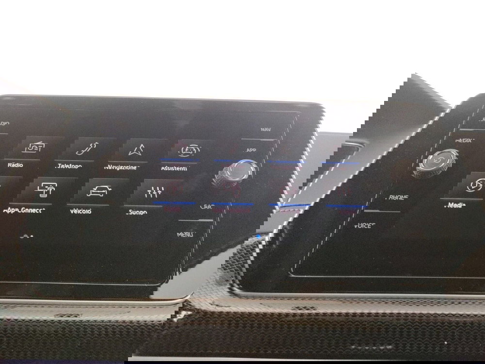 Volkswagen T-Cross nuova a Napoli (13)