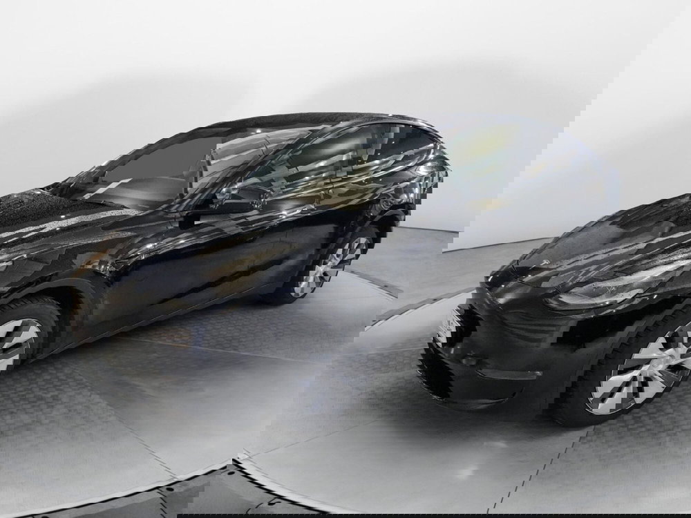 Tesla Model Y usata a Caserta (5)