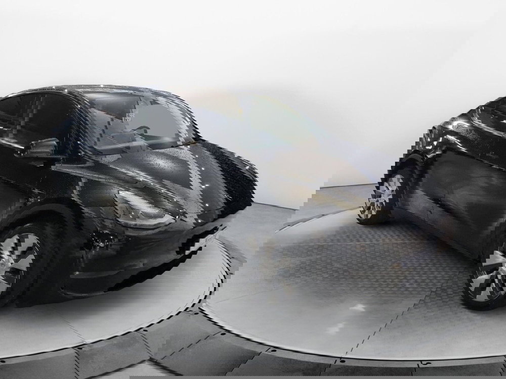 Tesla Model Y usata a Caserta (7)