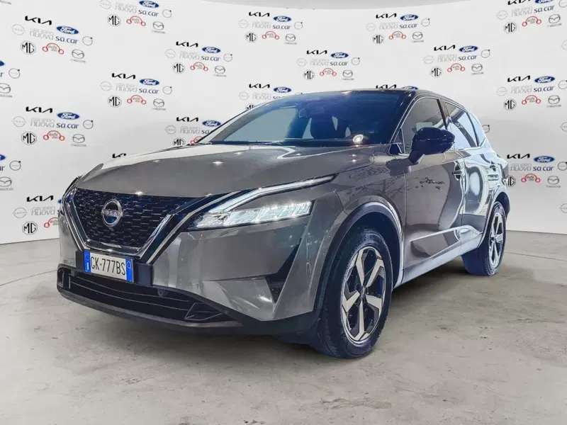 Nissan Qashqai usata a Vercelli (2)
