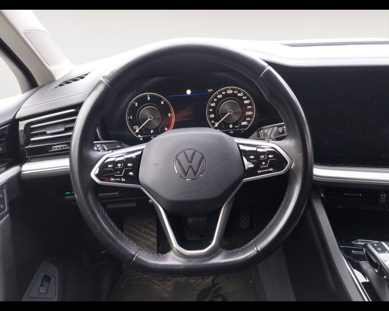 Volkswagen Touareg usata a Bologna (12)