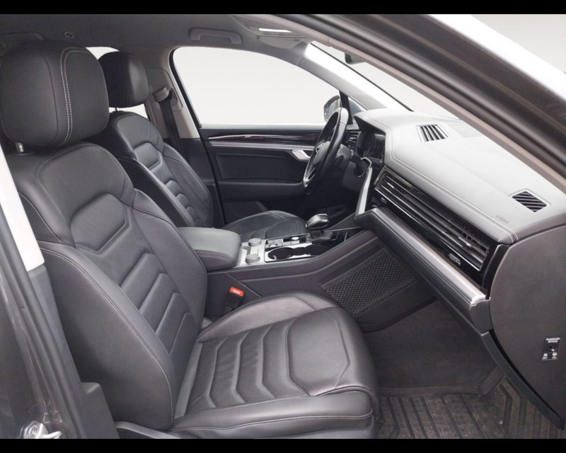 Volkswagen Touareg usata a Bologna (15)