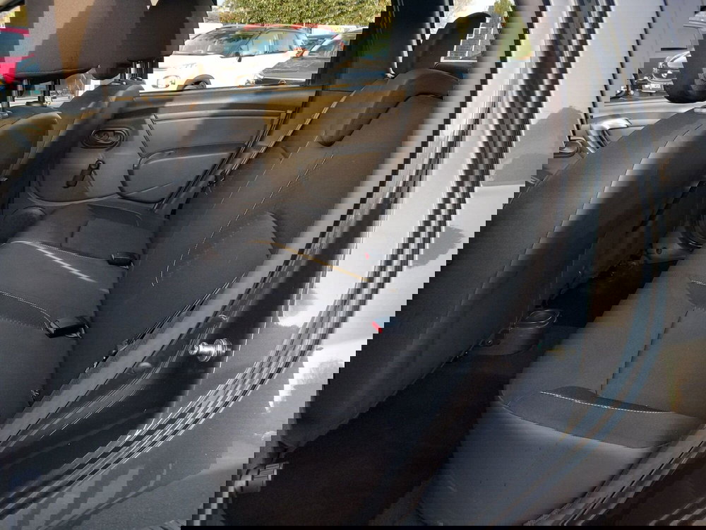 Dacia Duster usata a Lucca (10)