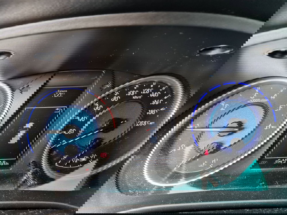 Toyota Hilux usata a Bergamo (13)