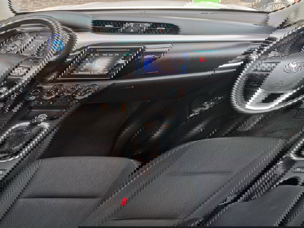 Toyota Hilux usata a Bergamo (9)