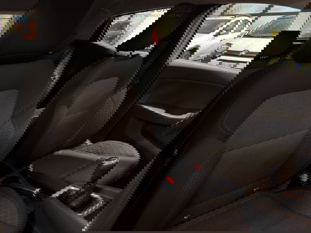 Renault Clio usata a Milano (15)