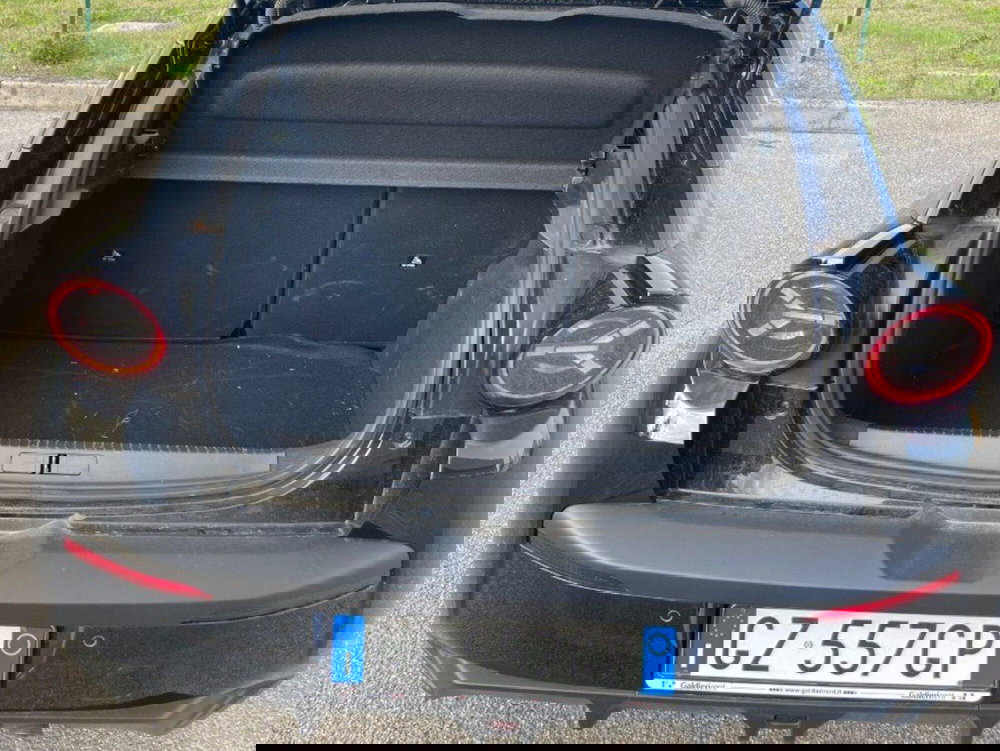 Lancia Ypsilon usata a Salerno (14)