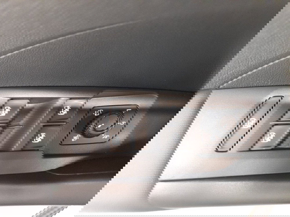 Volkswagen T-Cross nuova a Bologna (9)