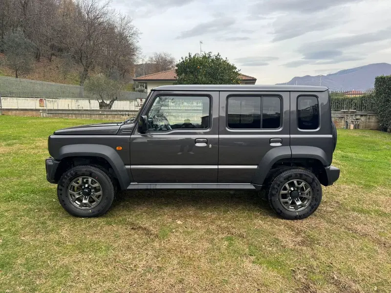 Suzuki Jimny nuova a Salerno (10)