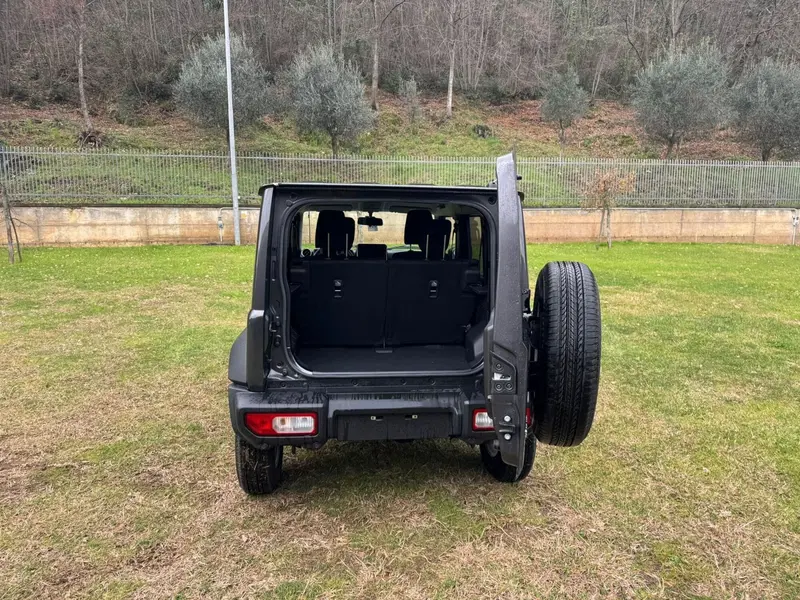 Suzuki Jimny nuova a Salerno (12)