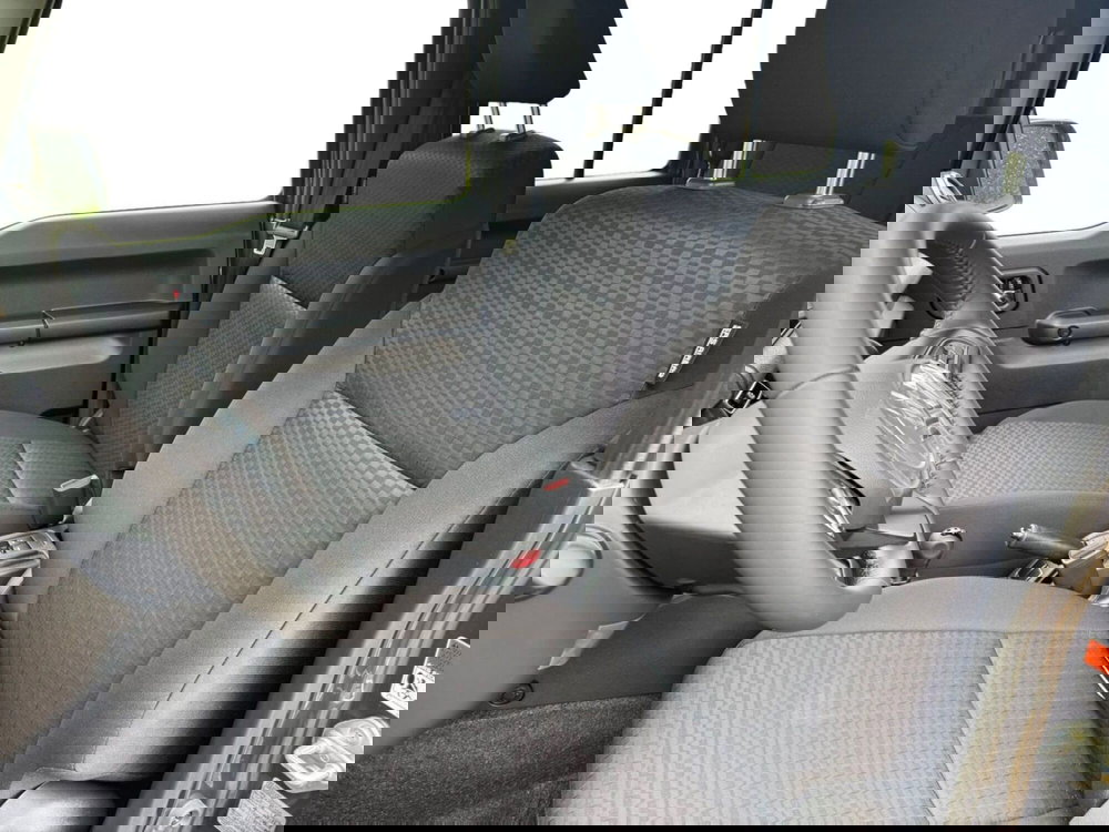 Suzuki Jimny nuova a Salerno (6)