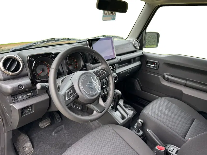 Suzuki Jimny nuova a Salerno (8)