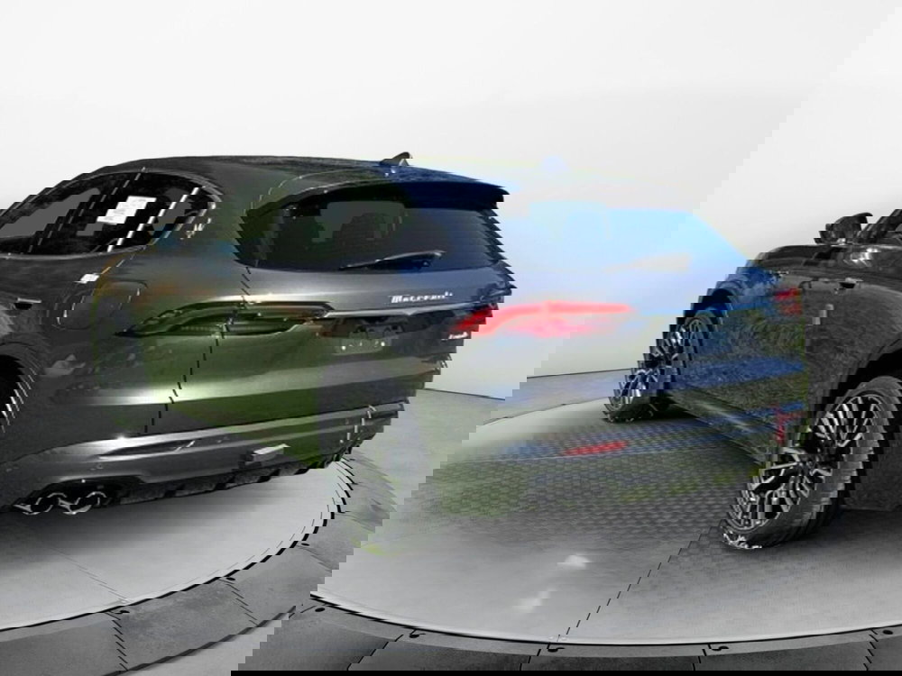 Maserati Grecale nuova a Salerno (4)