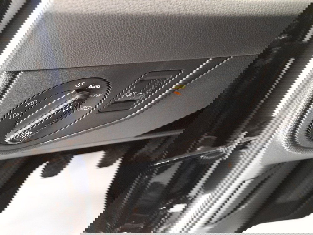 Volkswagen Taigo usata a Bologna (10)