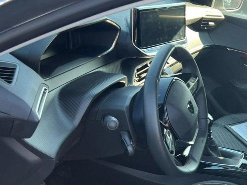 Peugeot 208 usata a Salerno (9)