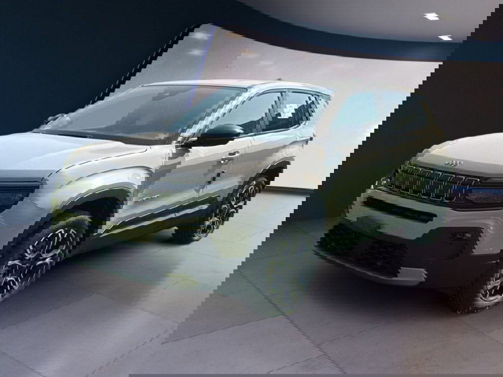 Jeep Avenger nuova a Salerno