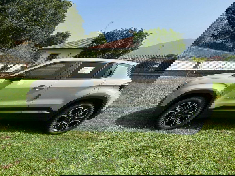 Jeep Avenger nuova a Salerno (10)