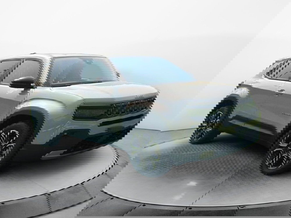 Jeep Avenger nuova a Salerno (2)