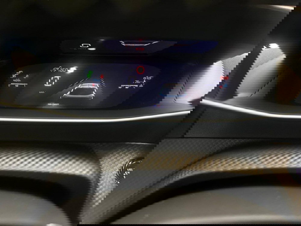 Peugeot 208 nuova a Salerno (11)